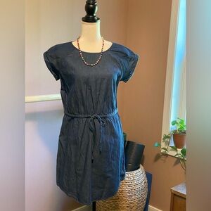 Old navy demin dress S